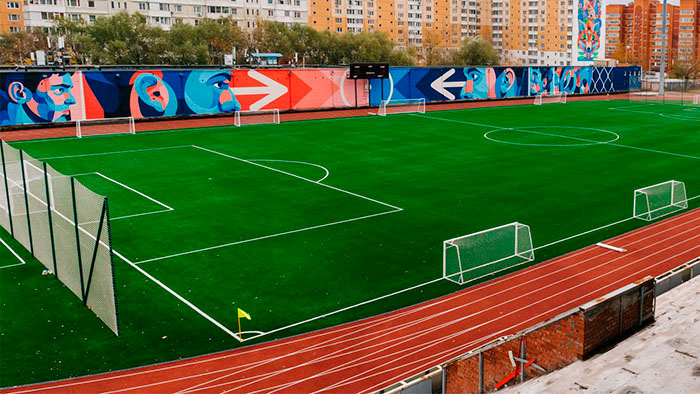 Стадион "Орион" футбольное поле с жидкостным подогревом, газон сертификат FIFA